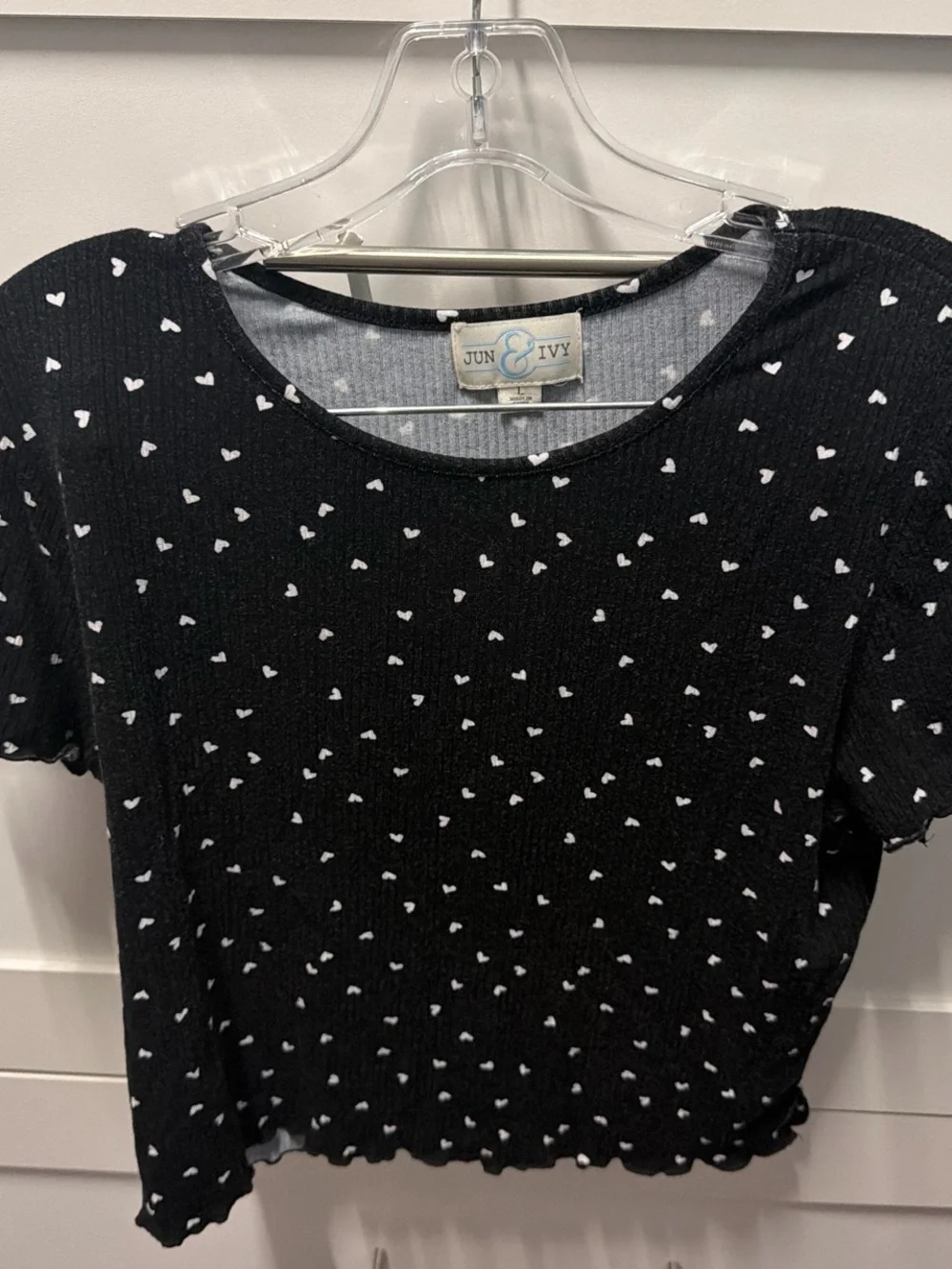 Jun & Ivy Black Heart Print Short Sleeve Blouse